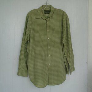 C.C Filson Co. Mens Long Sleeves Buttuon Up Plaid Shirt Size L Green